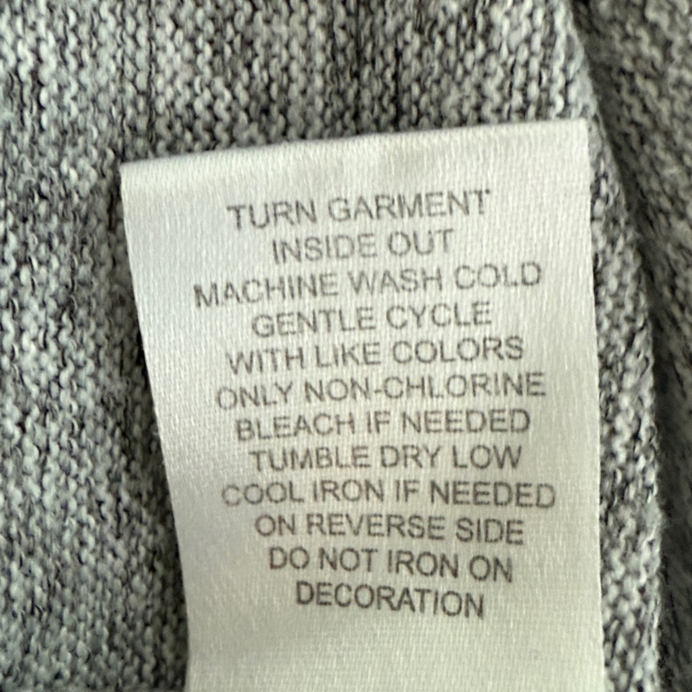 ONE WORLD Heather Gray Knit Top. Fall design SZ L. long sleeve. - Picture 5 of 12